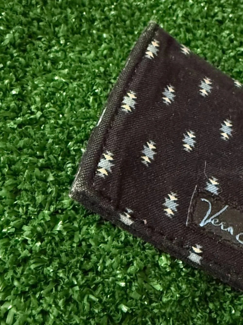 Vera Bradley Alpine Black Card Wallet Minimalist Credit Card Holder Retired - Picture 4 of 10